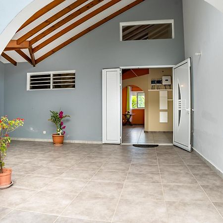 Villa Ti'Twoine Поант-Ноар Екстериор снимка